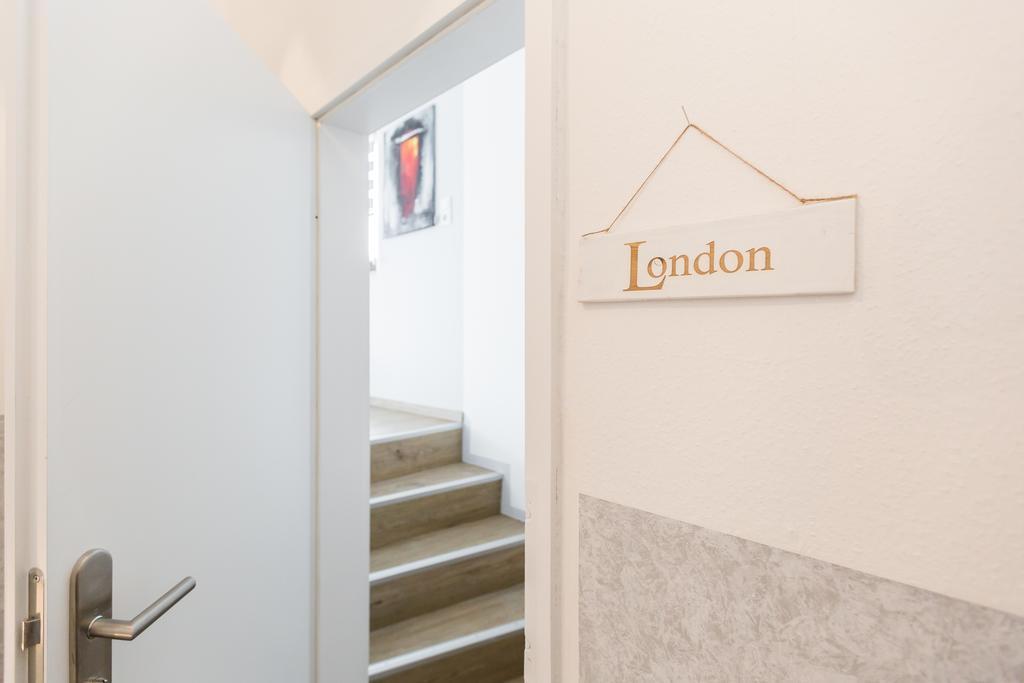 My Messe & Business Home - Refrath Bergisch Gladbach Bagian luar foto